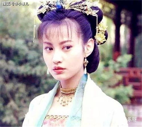 高仿明星网红是谁呀,揭秘高仿明星网红的真实身份！