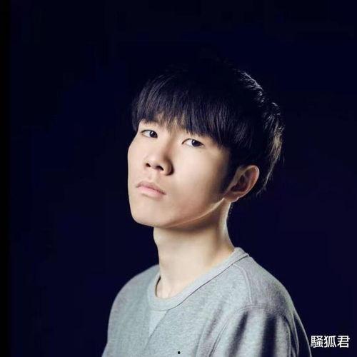 哪些明星网红玩和平精英,和平精英热潮再掀电竞狂潮