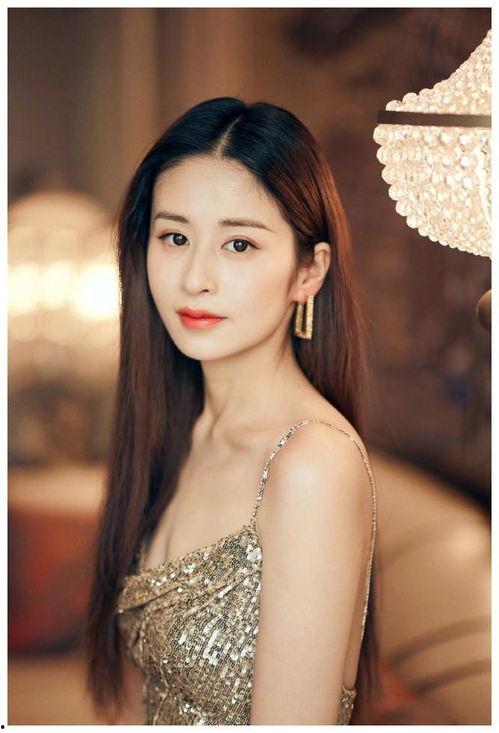 aa明星网红八卦,揭秘娱乐圈背后的八卦风云
