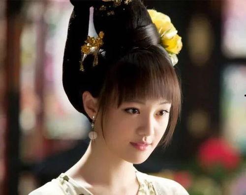 满族明星网红舞蹈古风女,古风网红演绎满族明星风采