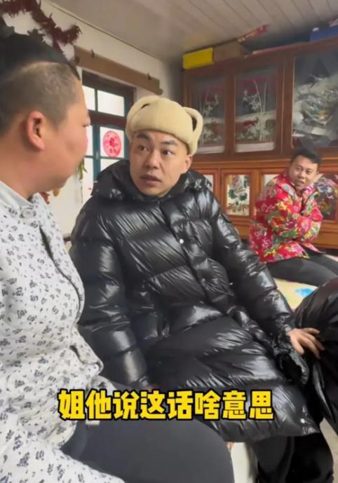 去吃饭遇到明星网红视频,饭局瞬间变焦点！