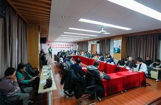志愿者服务热门话题,热门话题下的爱心传递与公益力量