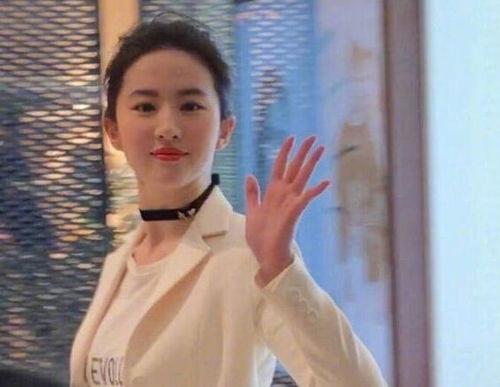 中国人重视明星网红,中国社会的文化焦点与影响力解析