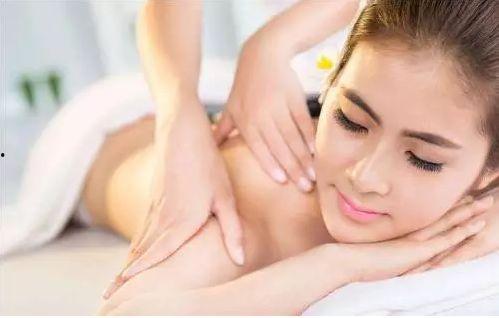 热门话题背部按摩女,背部按摩女生专属体验