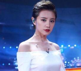 明星网红领奖图片大全集